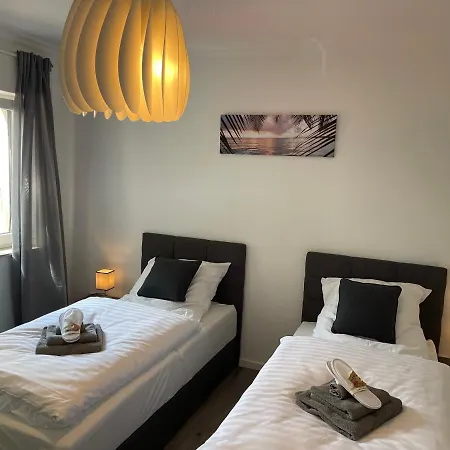 아파트 Gemuetlich*nespresso*netflix*arbeitsplatz*parkplatz 뒤스부르크